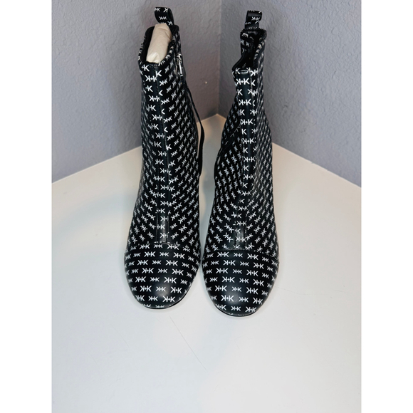 Women's Kendall + Kylie Black White Monogram Heeled Ankle Boots - Picture 5 of 7